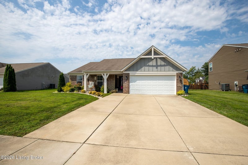 111 Gadwall Ct, Shepherdsville, KY 40165