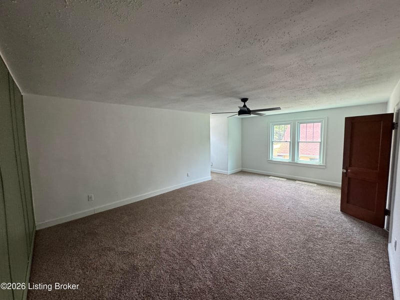 111 Highland Ave, Vine Grove, KY 40175