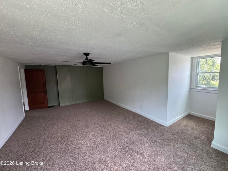 111 Highland Ave, Vine Grove, KY 40175