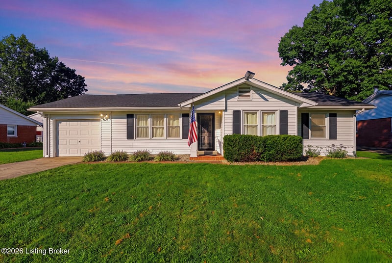 111 Park Ln, Lawrenceburg, KY 40342