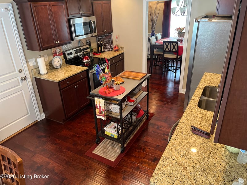 111 Persimmon Rg, Radcliff, KY 40160