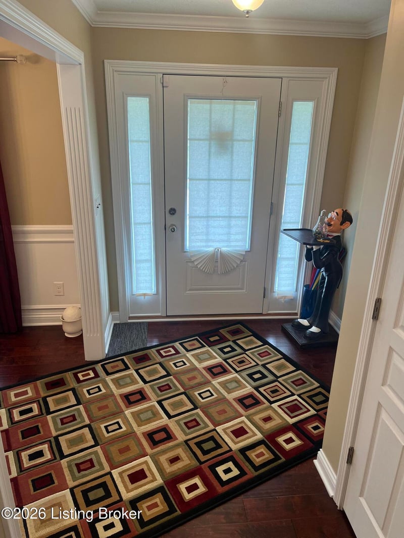 111 Persimmon Rg, Radcliff, KY 40160