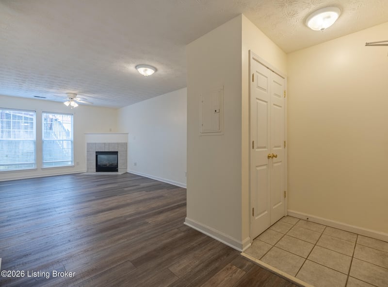 1110 Neon Way, Louisville, KY 40204
