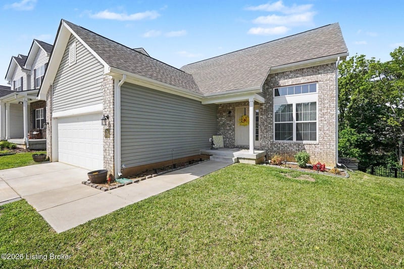 1111 Johnson Ridge Rd, Louisville, KY 40245