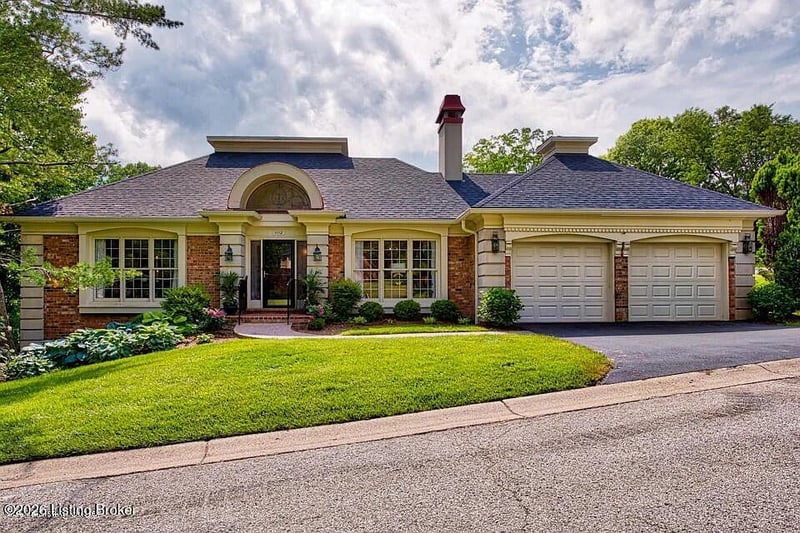 1112 Chamberlain Hill Rd, Louisville, KY 40207