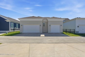 11120 Monkshood Dr, Prospect, KY 40059