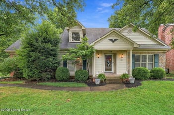 1118 Blackthorn Rd, Louisville, KY 40299