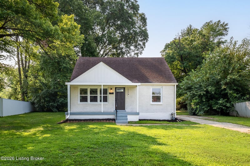 1118 Forrest View Dr, Louisville, KY 40219