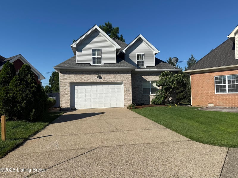 1118 Silvercrest Ln, Louisville, KY 40223