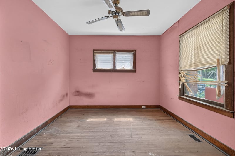 1119 E Burnett Ave, Louisville, KY 40217