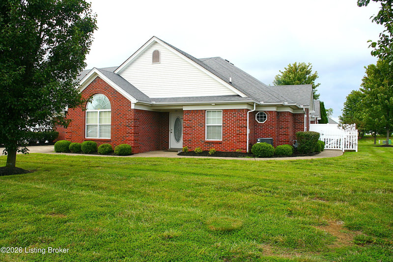 112 Bronze Wood Way, Mt Washington, KY 40047