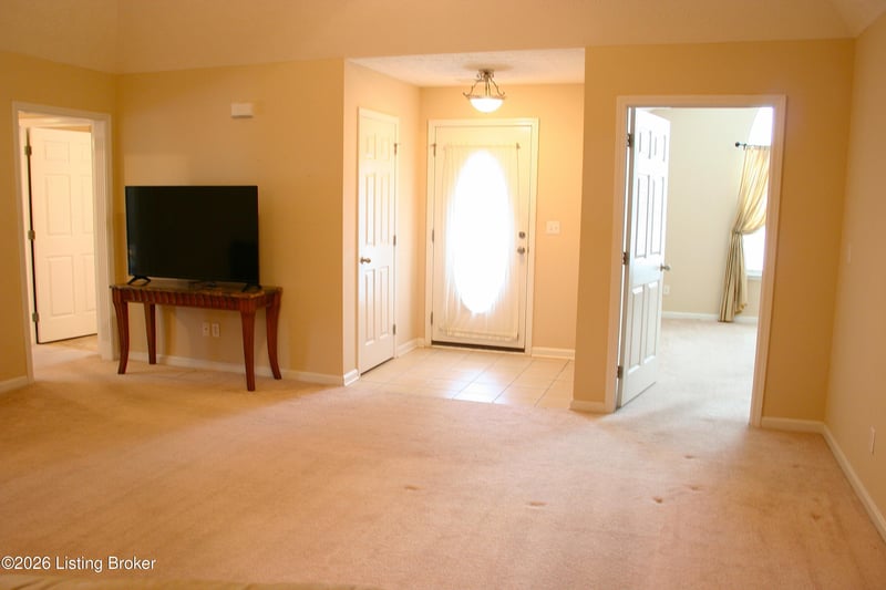 112 Bronze Wood Way, Mt Washington, KY 40047