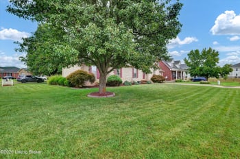 112 Tyler Dr, Shepherdsville, KY 40165