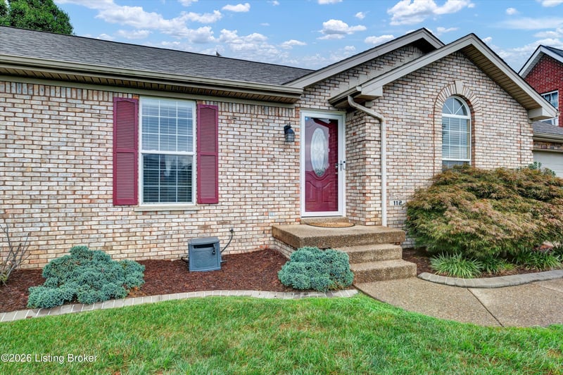 112 Tyler Dr, Shepherdsville, KY 40165