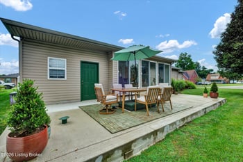 112 Tyler Dr, Shepherdsville, KY 40165