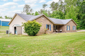 1120 Country Lake Rd, Underwood, IN 47177