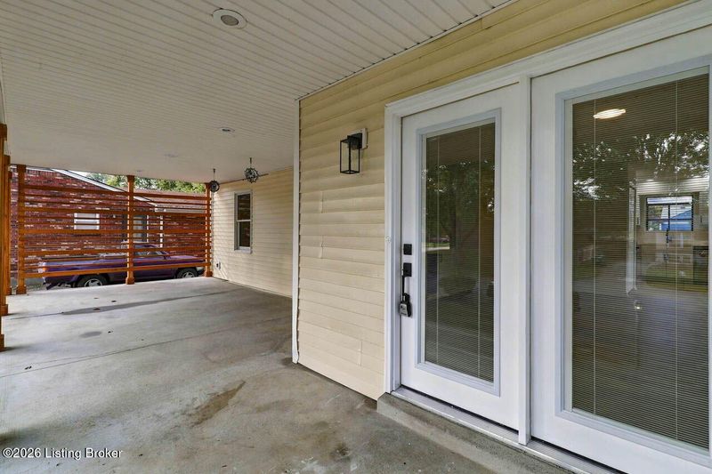 11204 Willowick Ct, Louisville, KY 40272