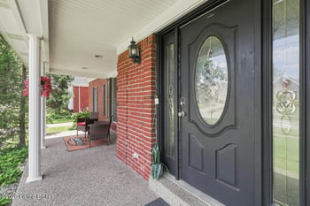 11206 Sewell Dr, Louisville, KY 40291