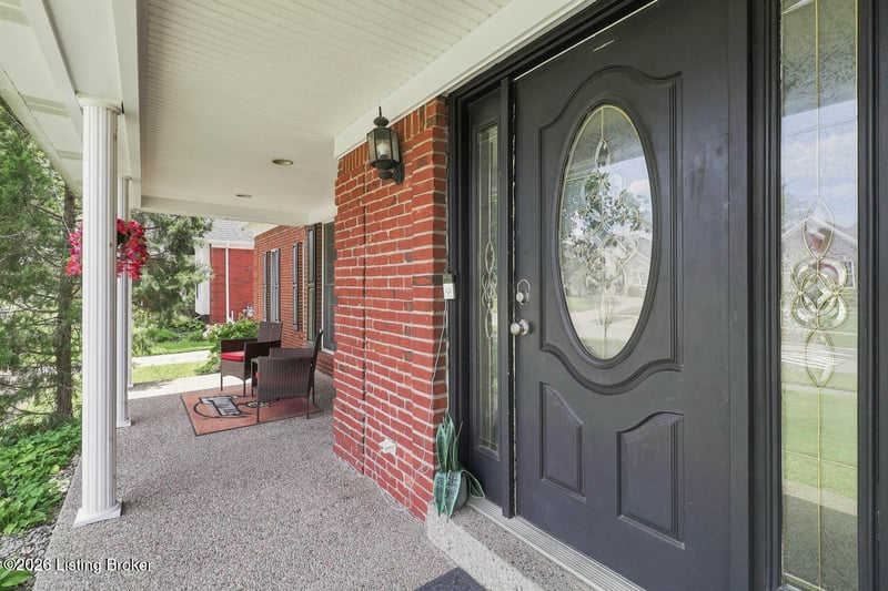 11206 Sewell Dr, Louisville, KY 40291