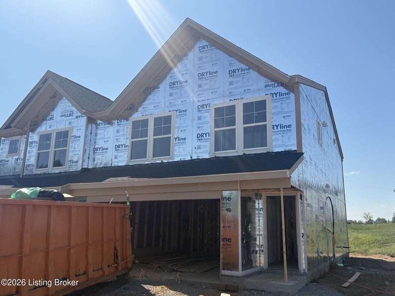11212 Breezeway St #63B, Louisville, KY 40291