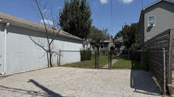 1122 E Burnett Ave, Louisville, KY 40217