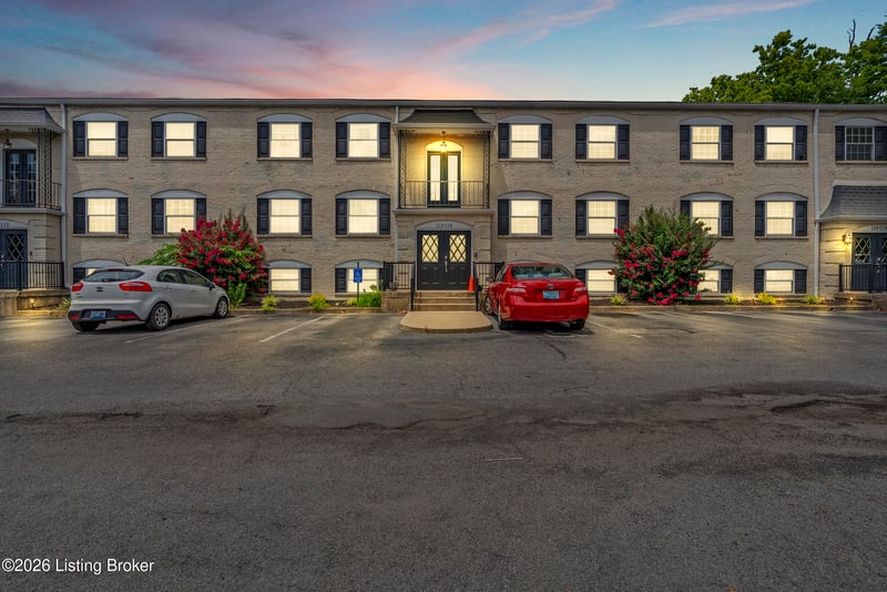 113 Middletown Sq, Louisville, KY 40243
