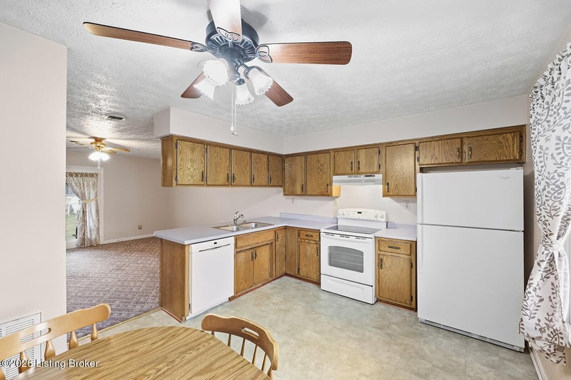 113 Roark Ct, Lawrenceburg, KY 40342