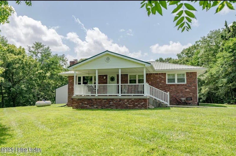 1130 Love Rdg Rd, Chaplin, KY 40012
