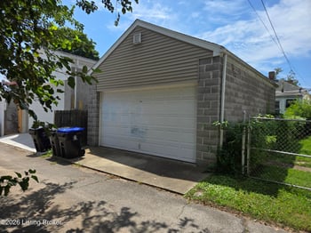 1131 Rammers Ave, Louisville, KY 40204