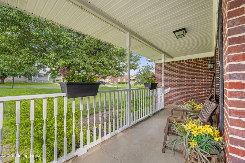 11328 United Blvd, Louisville, KY 40229