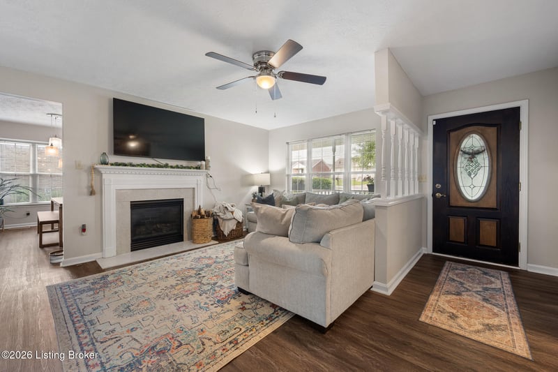 11328 United Blvd, Louisville, KY 40229