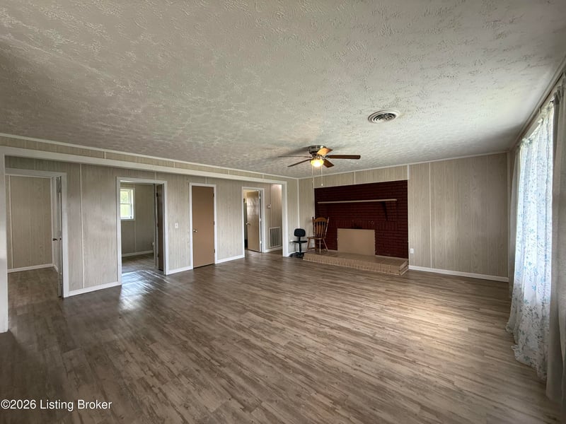 11335 Anneta Rd, Leitchfield, KY 42754