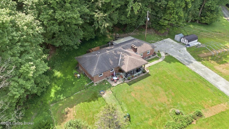 11350 Bearcamp Rd, Louisville, KY 40272