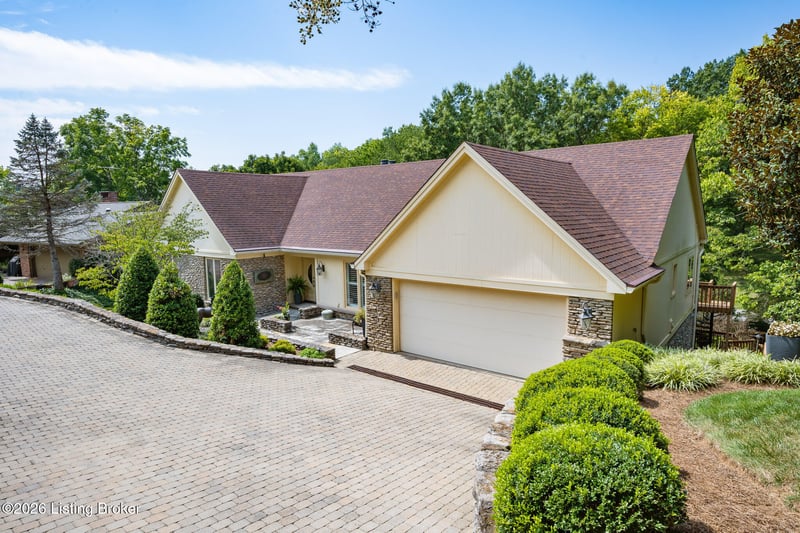 1138 Rostrevor Cir, Louisville, KY 40205