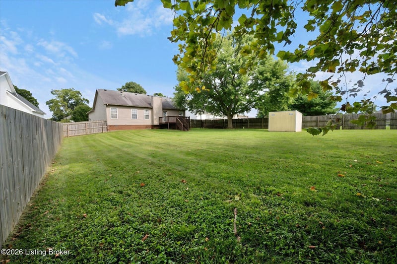 1139 Summit Dr, Shelbyville, KY 40065