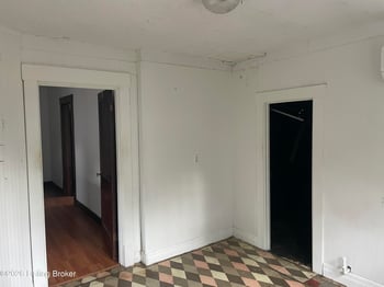 114 N 36th St, Louisville, KY 40212