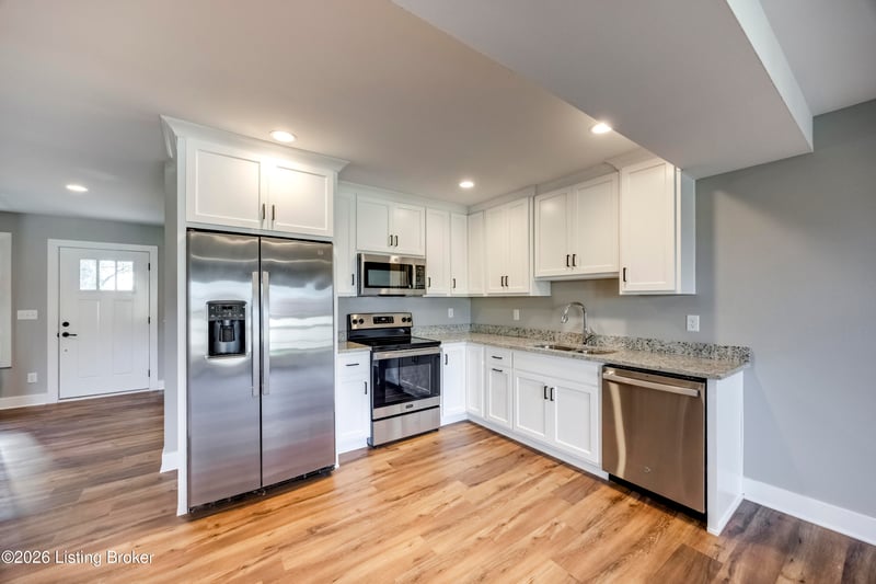 114 N Elm Grove Ave, Bardstown, KY 40004