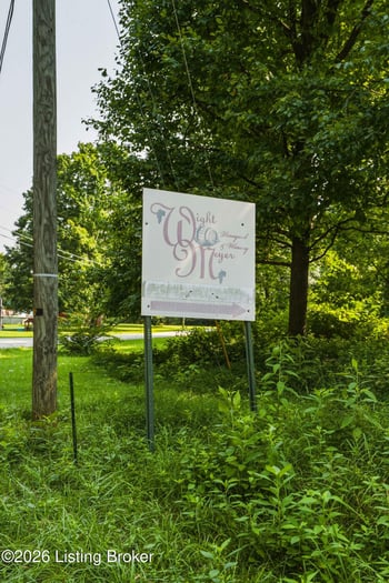 114 Pine Creek Trl, Shepherdsville, KY 40165
