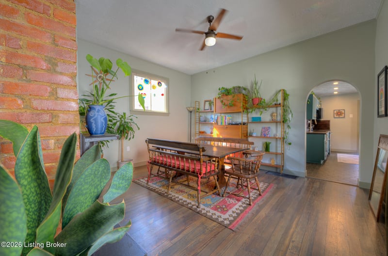 1140 Reutlinger Ave, Louisville, KY 40204