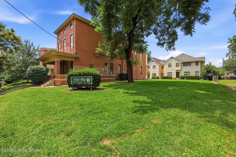 1140 S 1st St #6, Louisville, KY 40203