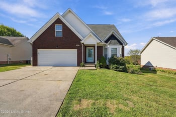 1141 Summit Dr, Shelbyville, KY 40065