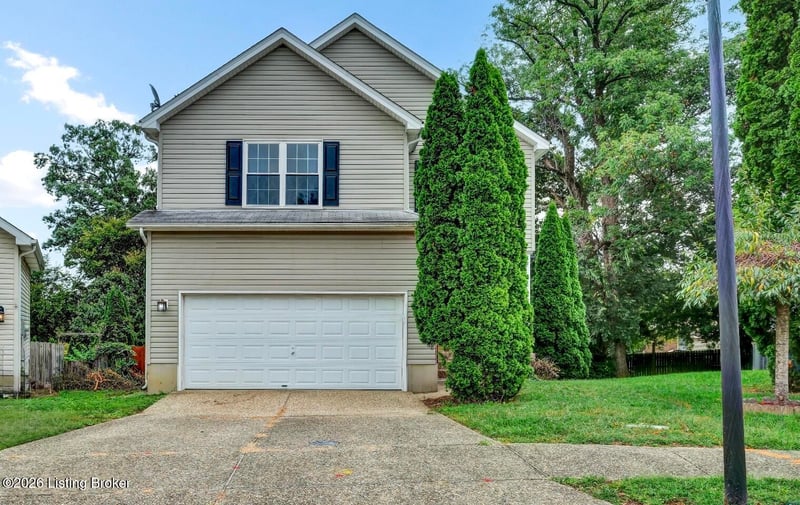 11415 Catalpa View Ct, Louisville, KY 40299