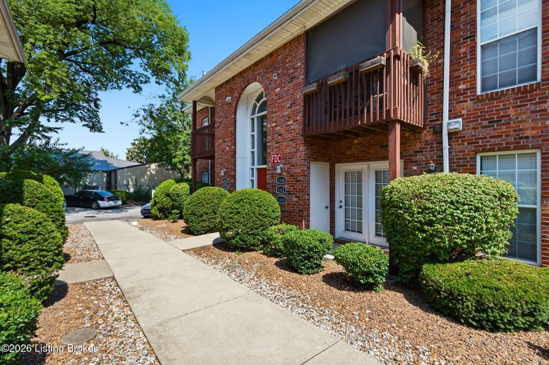 1142 Neon Way #1142, Louisville, KY 40204