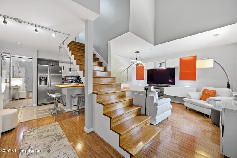 1142 Neon Way #1142, Louisville, KY 40204