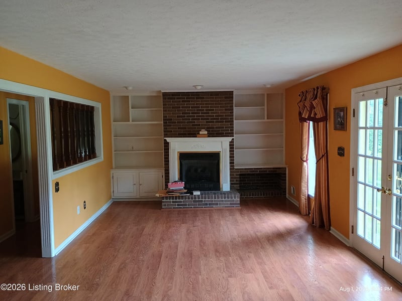 11421 Seatonville Rd, Louisville, KY 40291
