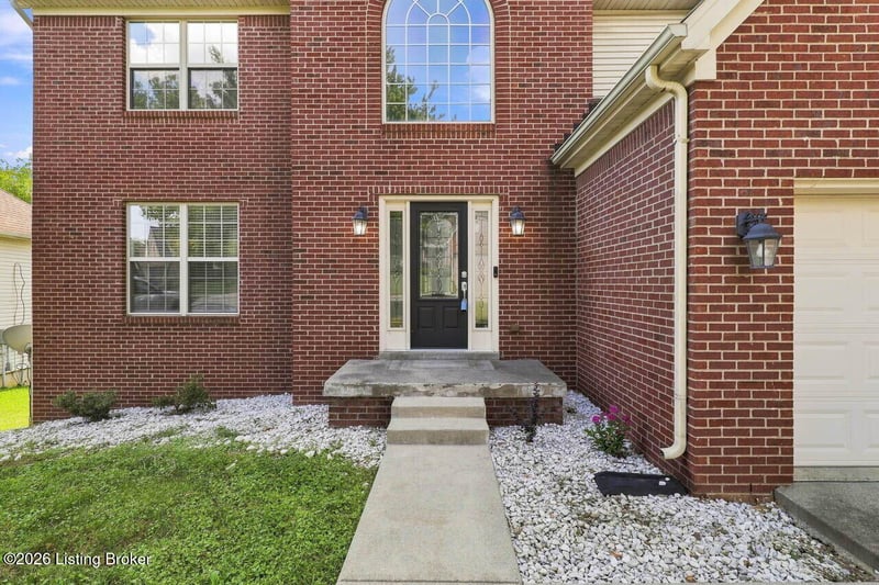 11421 Top Walnut Loop, Louisville, KY 40229