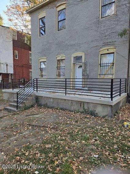 1143 S 1st St, Louisville, KY 40203