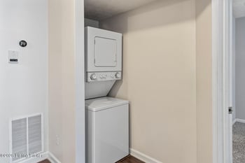1144 Neon Way, Louisville, KY 40204