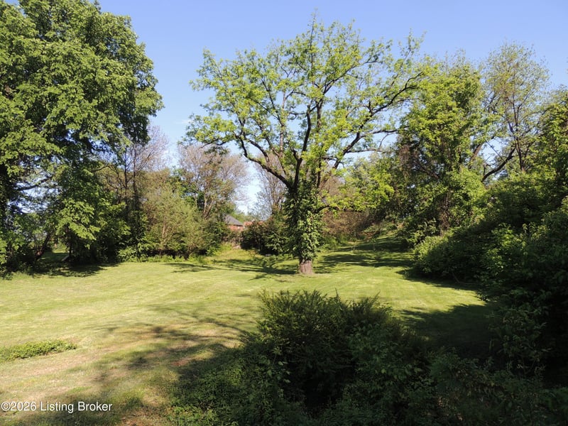 115 Barton Rd, Bardstown, KY 40004