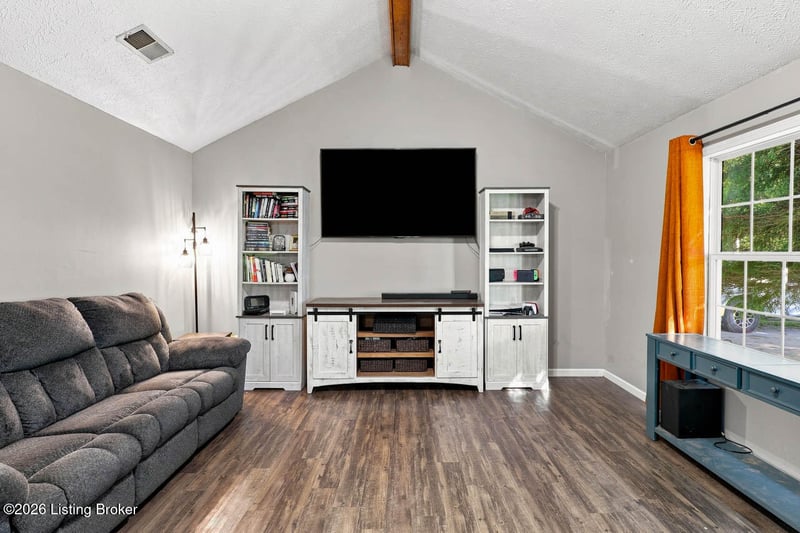 115 Janets Dr, Brandenburg, KY 40108